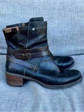 Pikolinos Black Leather Buckle Ankle Boots EU 41 US 10 10.5